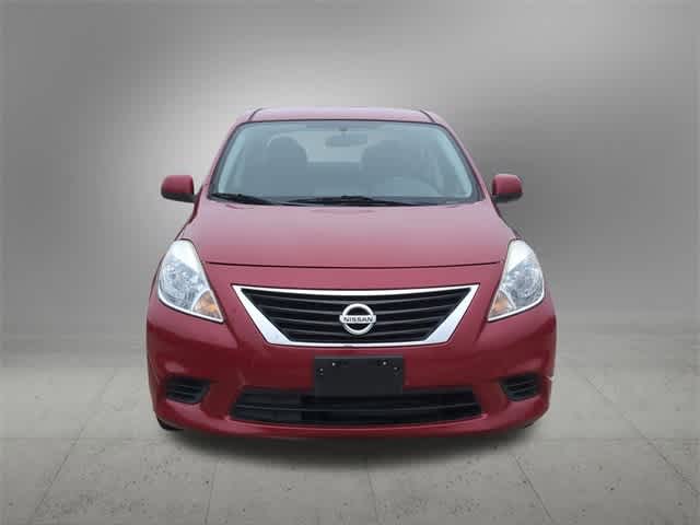 2014 Nissan Versa SV 9