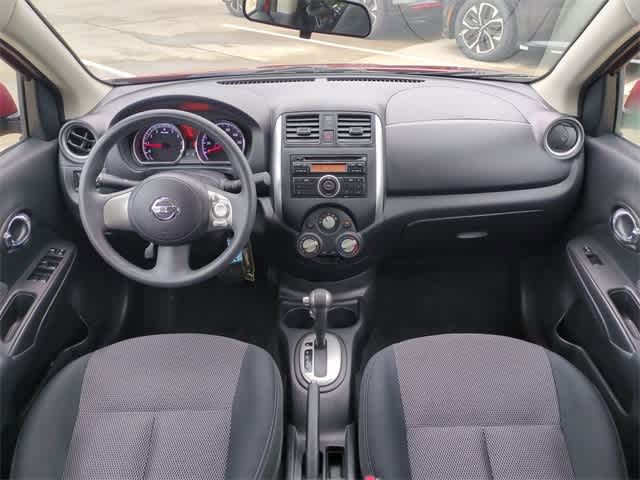 2014 Nissan Versa SV 14