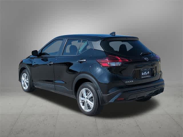 2024 Nissan Kicks S 4