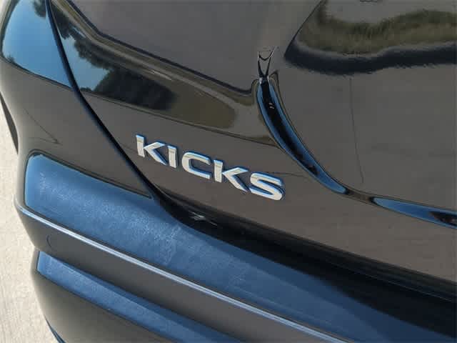 2024 Nissan Kicks S 11