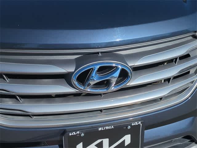 2017 Hyundai Santa Fe Sport 2.4L 11