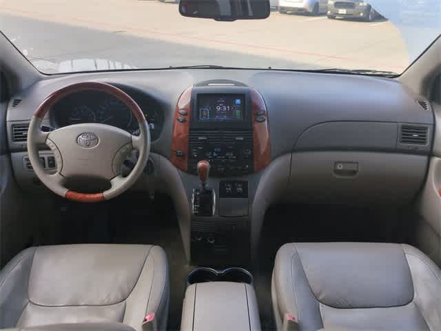 2008 Toyota Sienna XLE Ltd 15