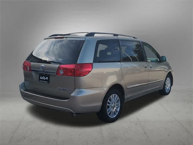 2008 Toyota Sienna XLE Ltd 6