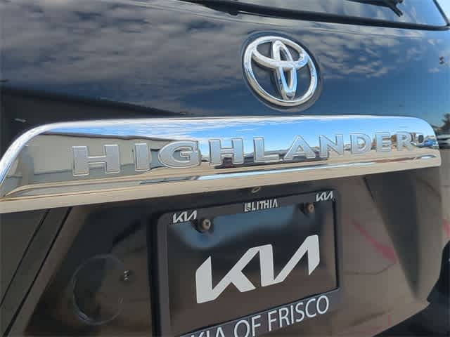 2012 Toyota Highlander Limited 12