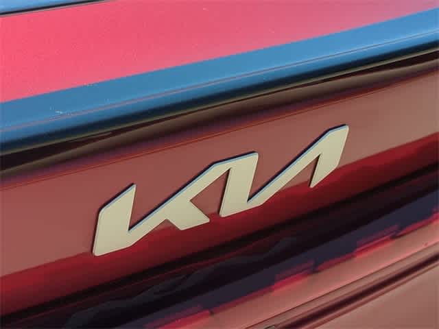 2024 Kia K5 GT-Line 11