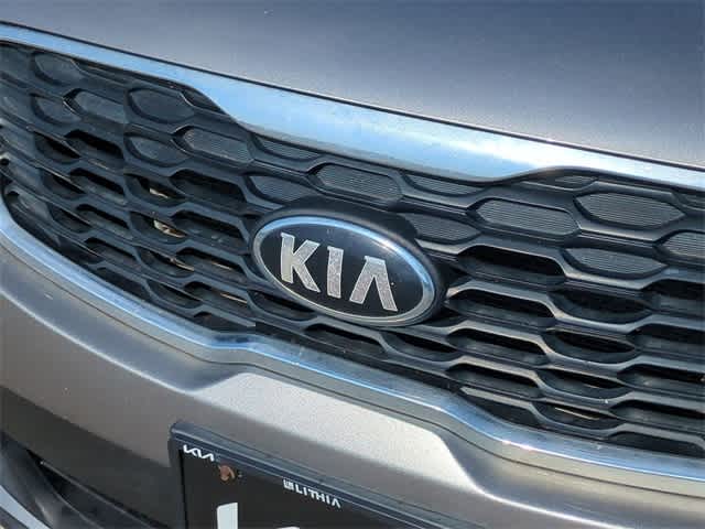 2019 Kia Sorento LX 10