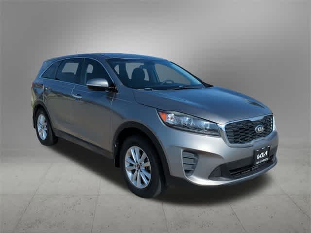 2019 Kia Sorento LX 8