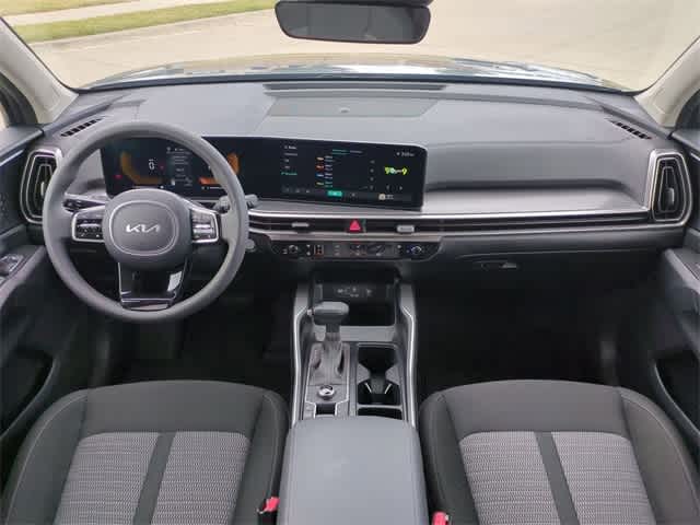 2024 Kia Sorento LX 14