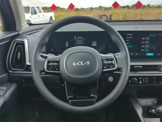 2024 Kia Sorento LX 21