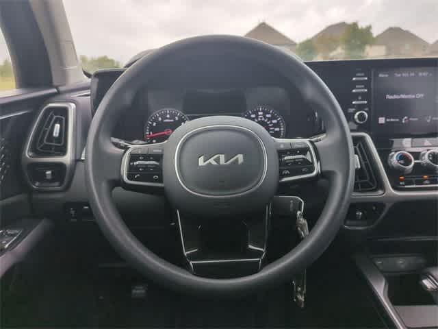 2022 Kia Sorento LX 21