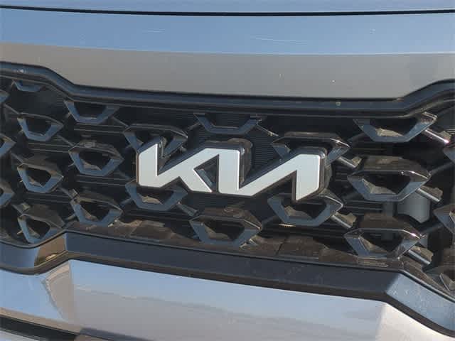 2023 Kia Sorento EX 11