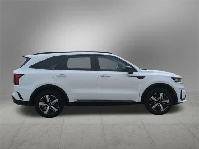 2022 Kia Sorento S 7