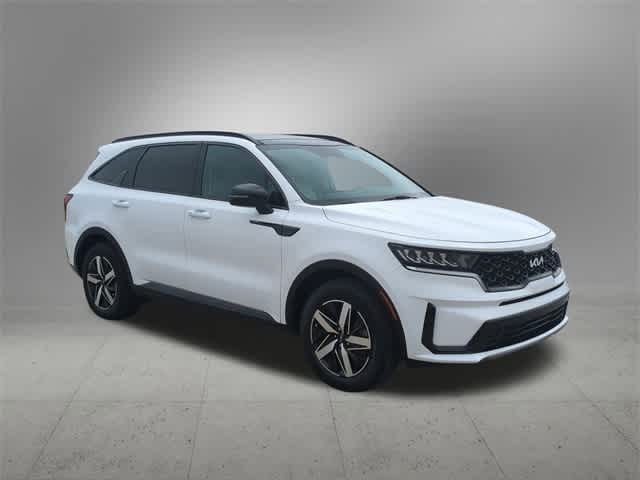 2022 Kia Sorento S 8