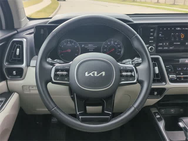 2022 Kia Sorento S 22