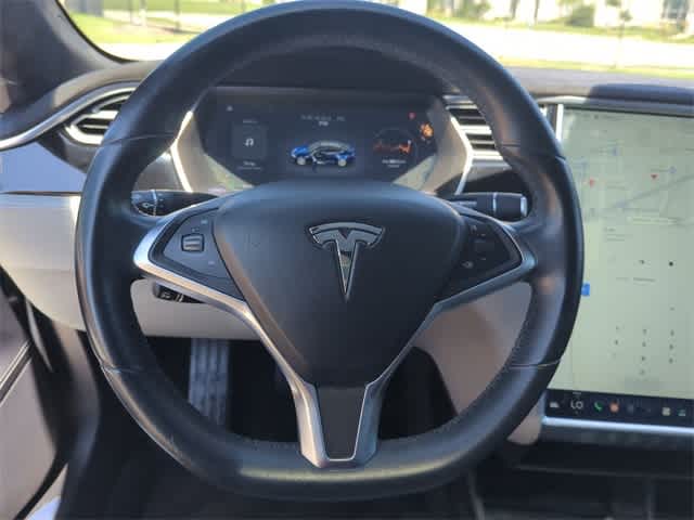 2015 Tesla Model S 70 21