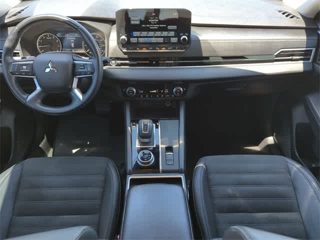 2022 Mitsubishi Outlander SE 15