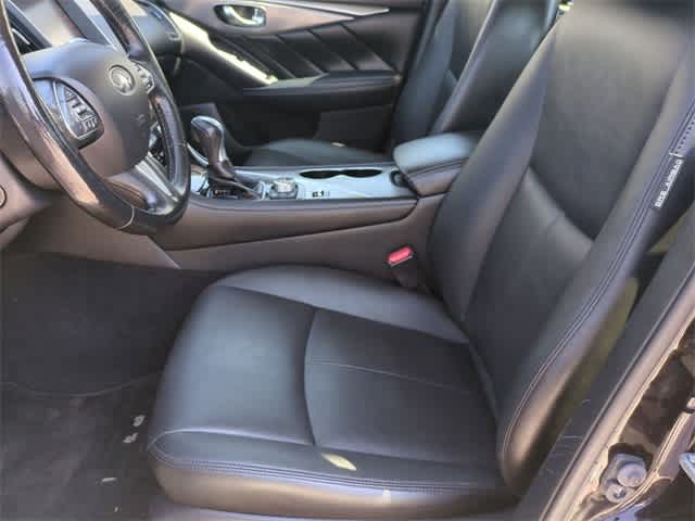 2016 INFINITI Q50 2.0t Premium 16