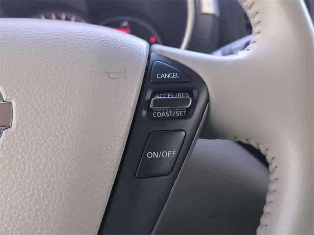 2014 Nissan Quest SV 24