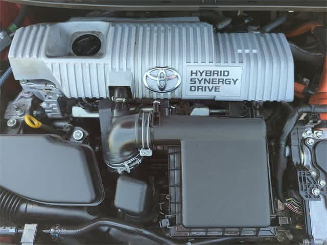 2010 Toyota Prius IV 14