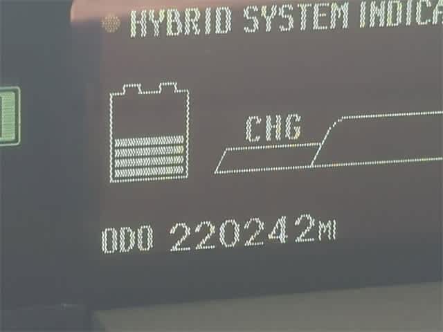 2010 Toyota Prius IV 32