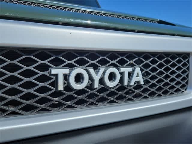 2013 Toyota FJ Cruiser  10