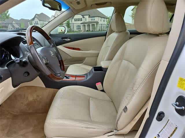 2011 Lexus ES 350  16