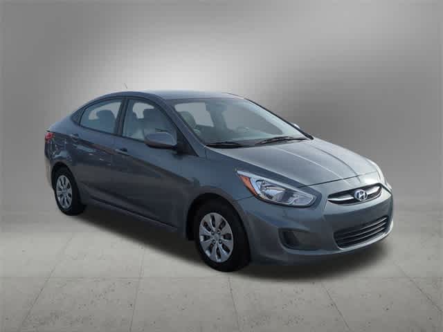 2016 Hyundai Accent SE 8