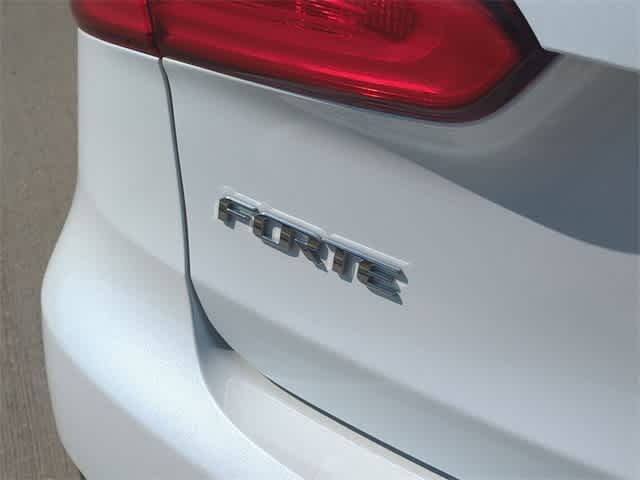 2014 Kia Forte EX 12