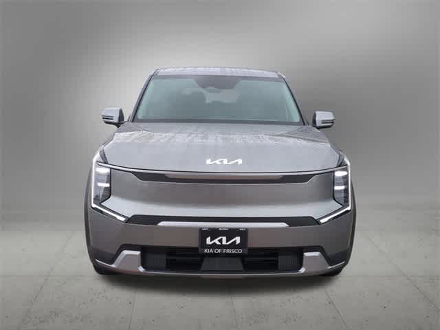 2024 Kia EV9 Light Short Range 9