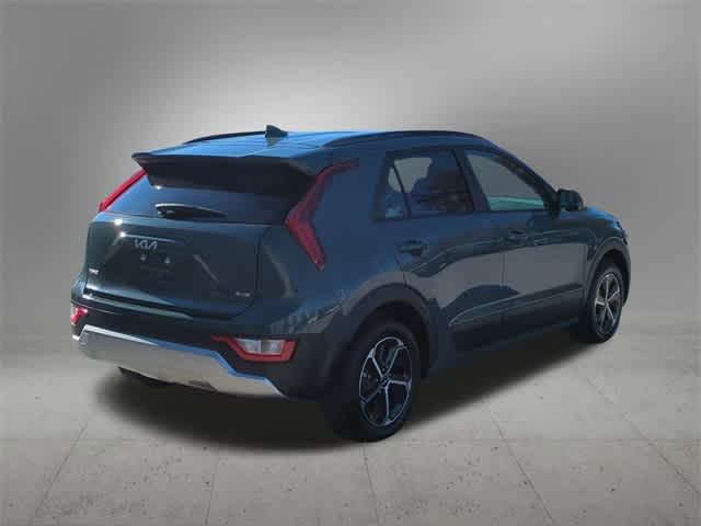 2024 Kia Niro EX 6