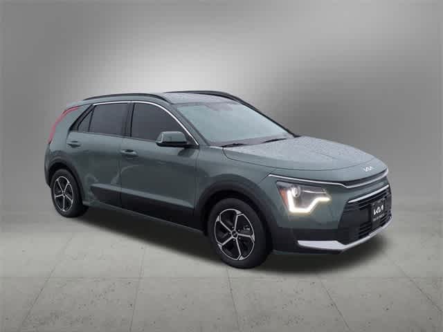 2024 Kia Niro Plug-In Hybrid EX 8