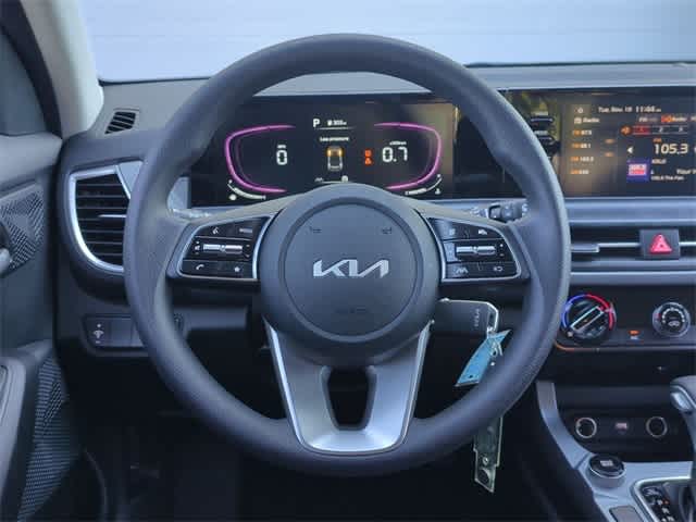 2024 Kia Seltos LX 21