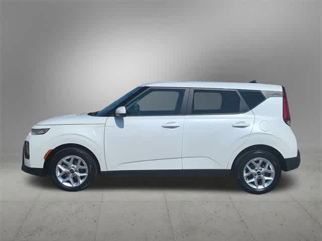 2022 Kia Soul LX 3