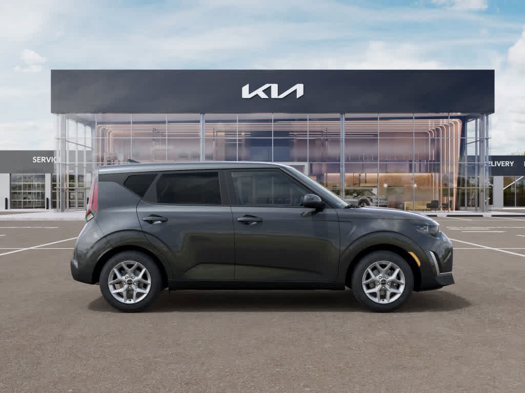 2024 Kia Soul LX 7