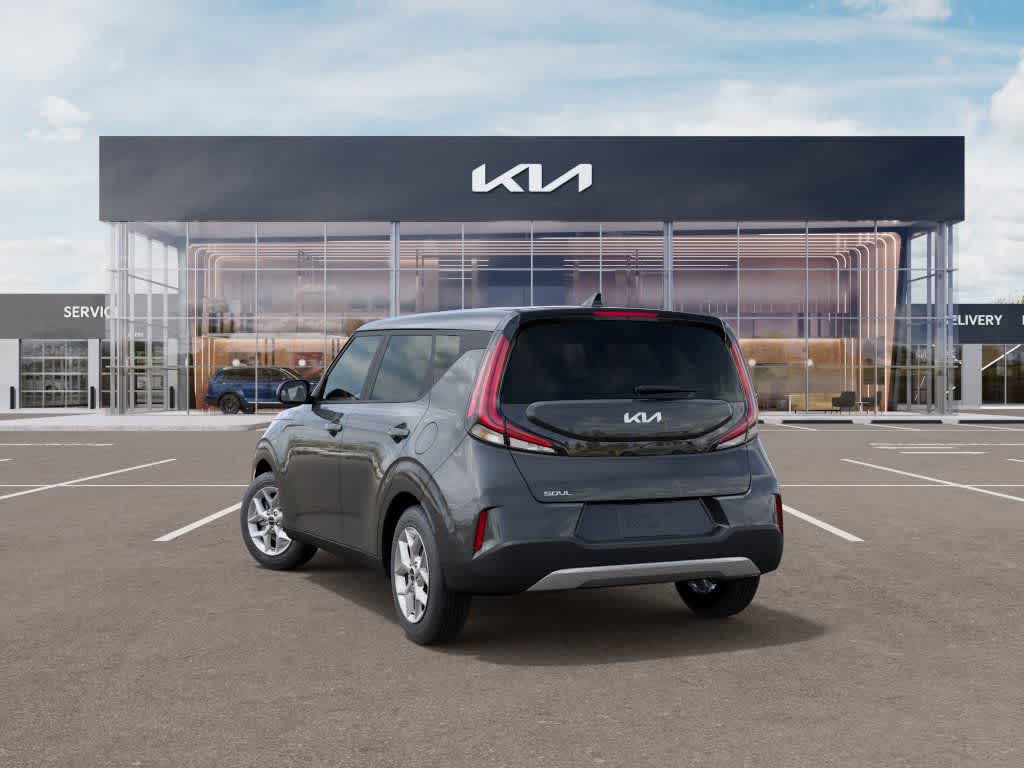 2024 Kia Soul LX 4