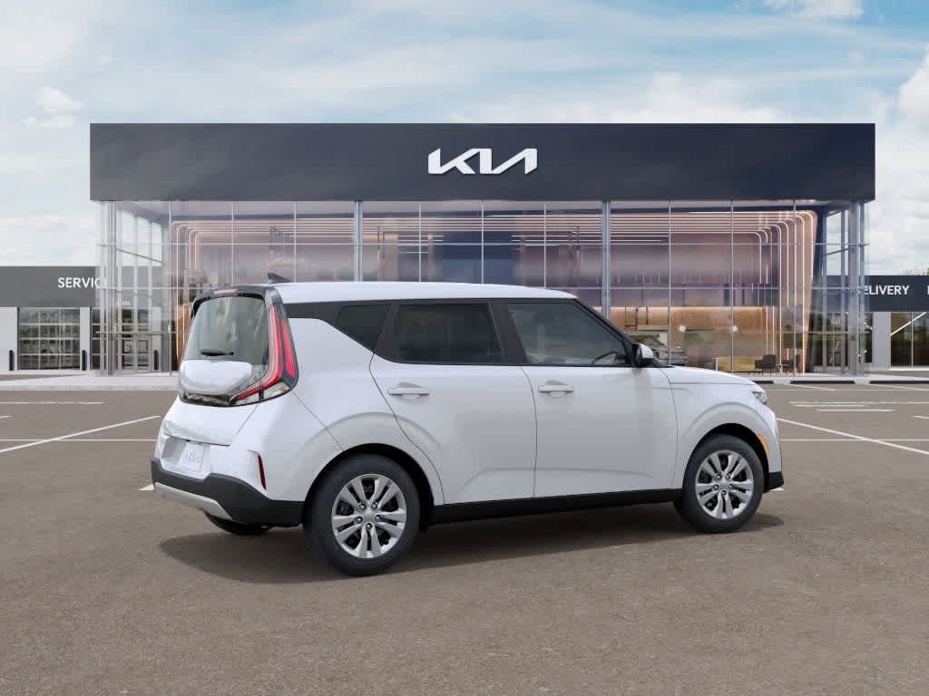 2025 Kia Soul LX 6