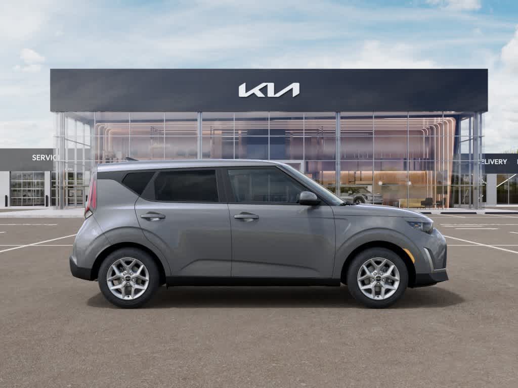 2024 Kia Soul LX 7