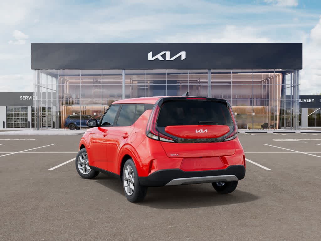 2024 Kia Soul LX 4