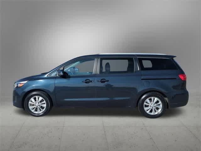 2016 Kia Sedona LX 3