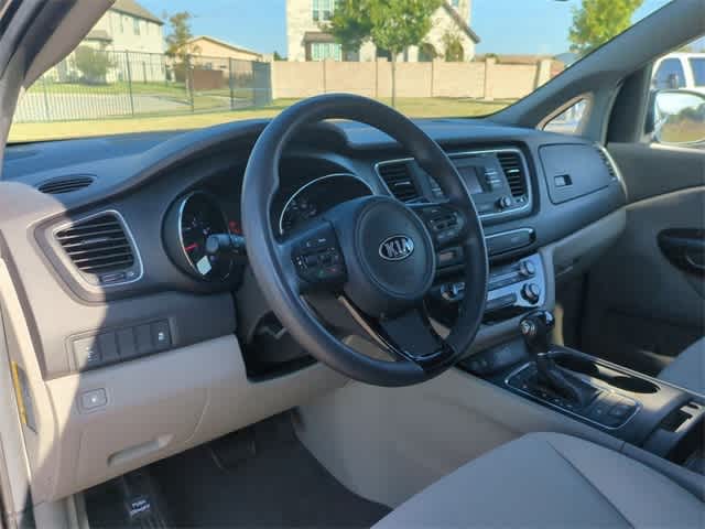 2016 Kia Sedona LX 2