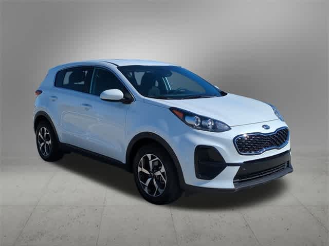 2022 Kia Sportage LX 8