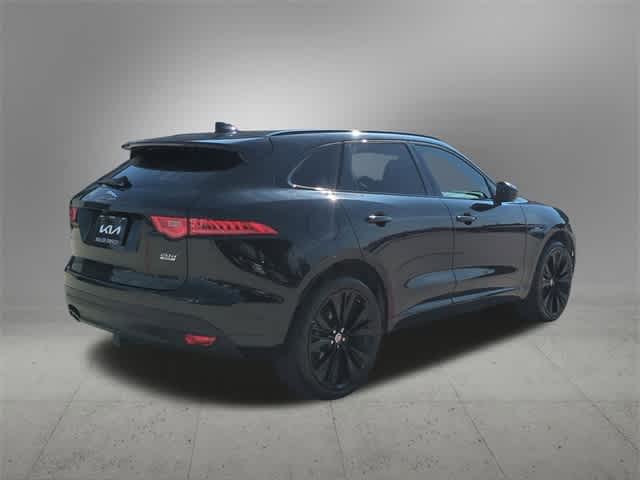 2017 Jaguar F-PACE 20d R-Sport 6