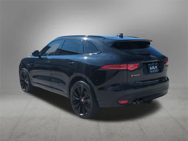 2017 Jaguar F-PACE 20d R-Sport 4