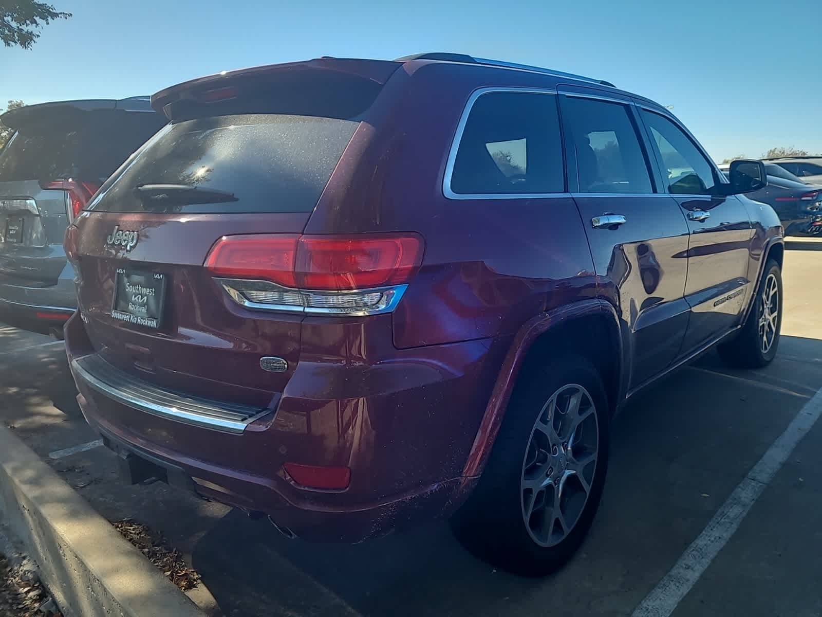 2021 Jeep Grand Cherokee Overland 3