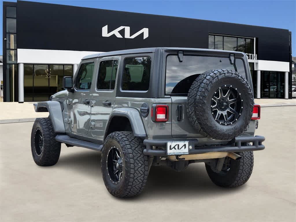 2022 Jeep Wrangler Unlimited Sahara 5