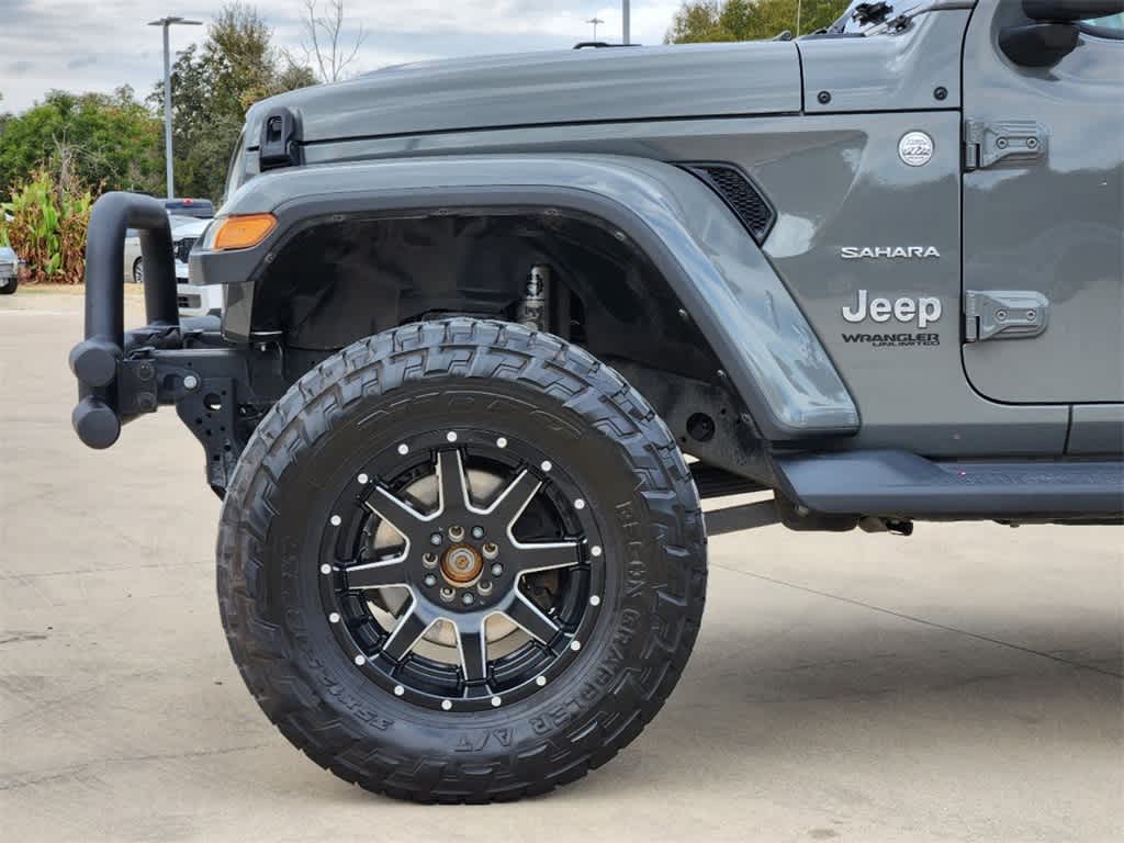 2022 Jeep Wrangler Unlimited Sahara 8