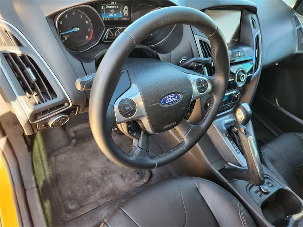 2012 Ford Focus Titanium 2