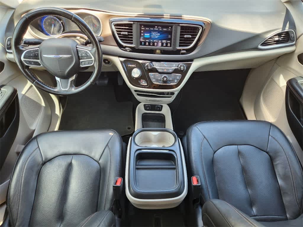 2019 Chrysler Pacifica Touring L 24