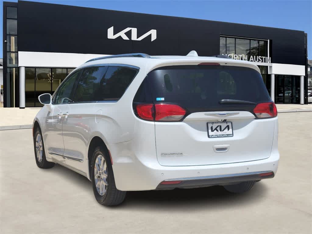 2020 Chrysler Pacifica Touring L 5