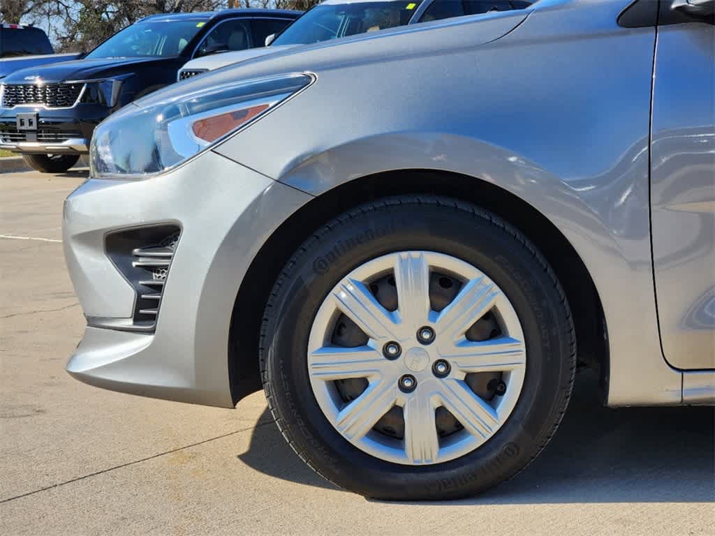 2021 Kia Rio S 8